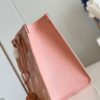 Louis Vuitton OnTheGo MM