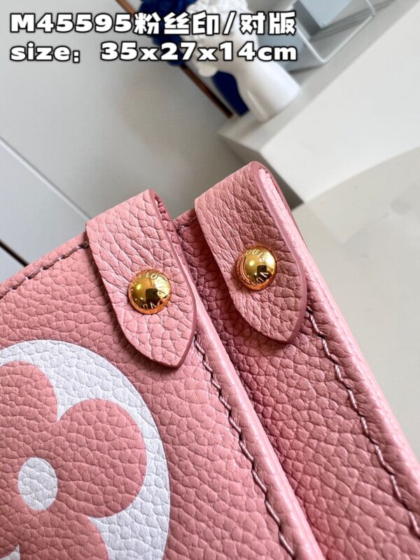 Louis Vuitton OnTheGo MM