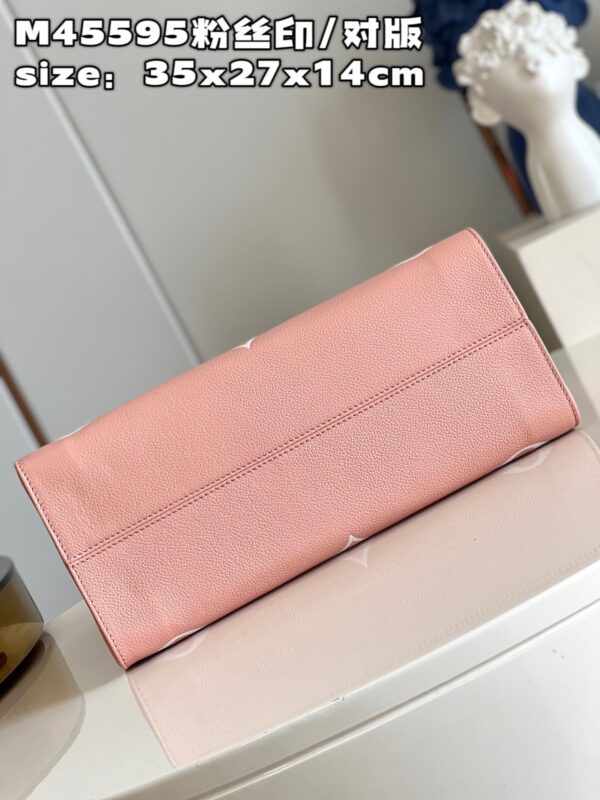 Louis Vuitton OnTheGo MM