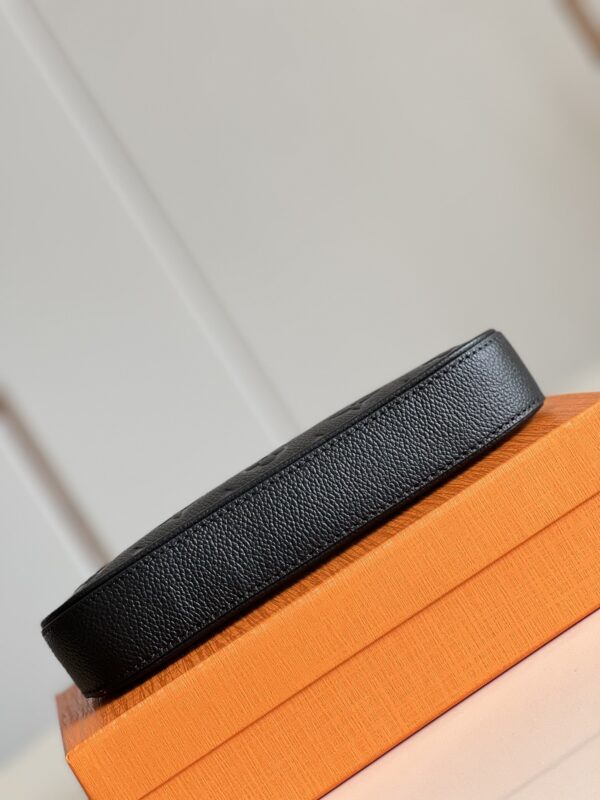 Louis Vuitton  Easy Pouch On Strap Handbag