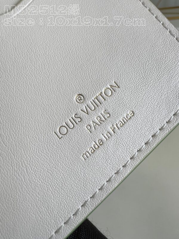 Louis Vuitton LV Vertical Wallet