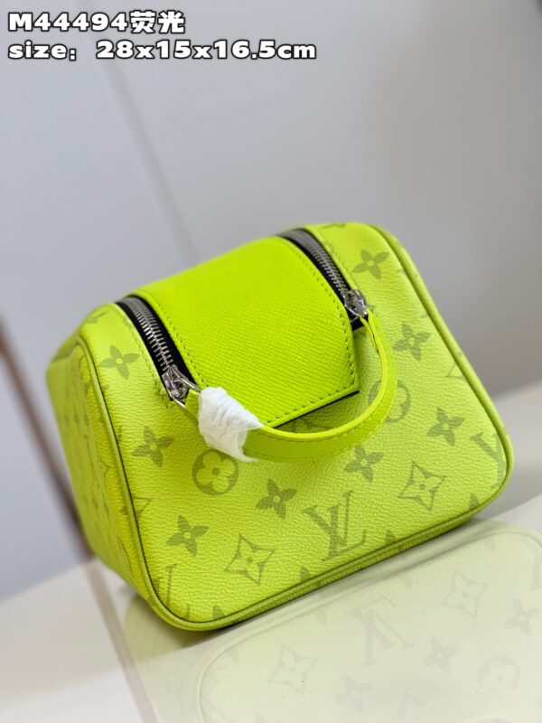Louis Vuitton Dopp Kit Toilet Pouch