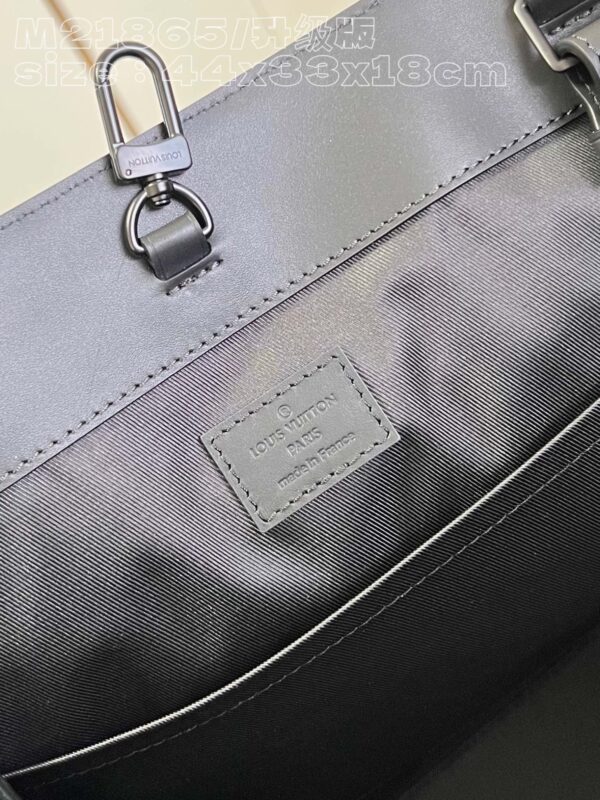 Louis Vuitton Sac Plat 24H