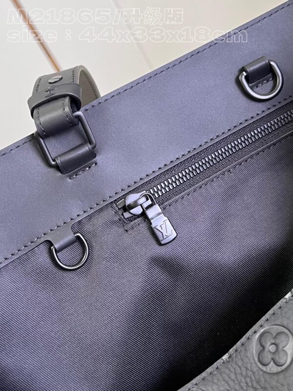 Louis Vuitton Sac Plat 24H