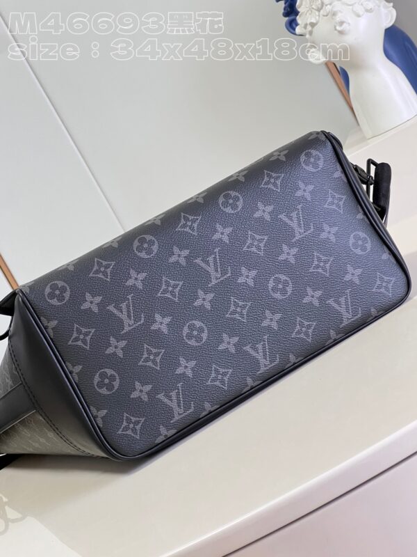 Louis Vuitton Maxi Noé Sling