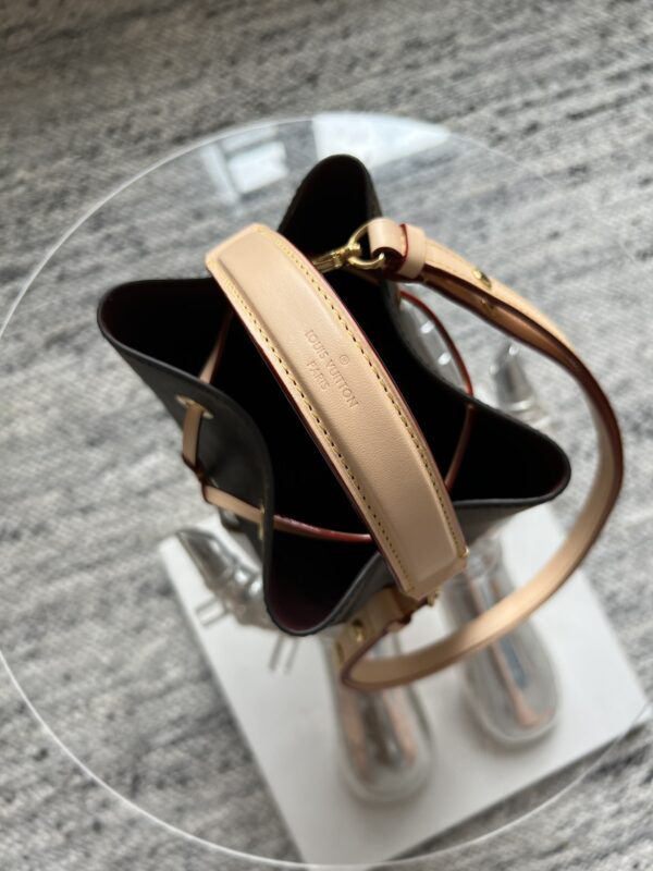 Louis Vuitton Néonoé BB