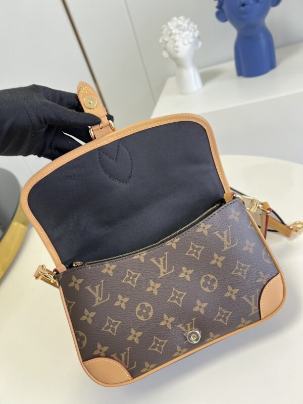 Louis Vuitton Diane