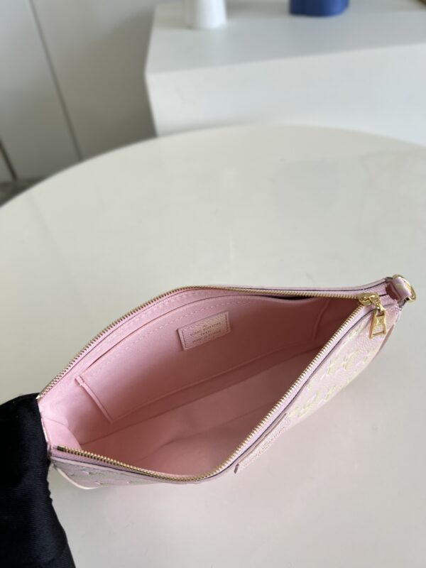 Louis Vuitton  Multi Pochette Accessories
