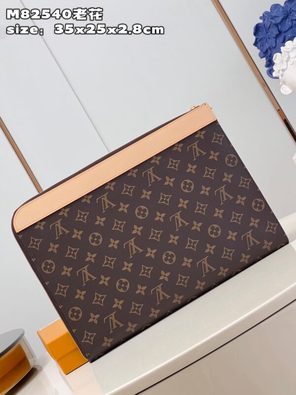 Louis Vuitton Pochette Jour