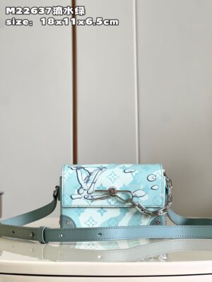 Louis Vuitton Steamer Wearable Wallet