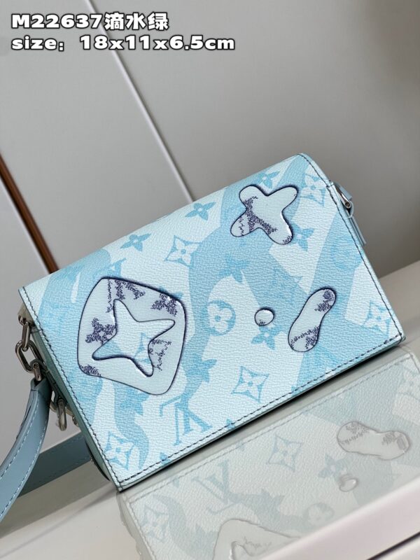 Louis Vuitton Steamer Wearable Wallet