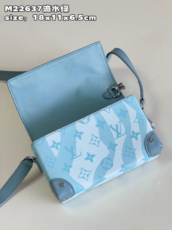 Louis Vuitton Steamer Wearable Wallet