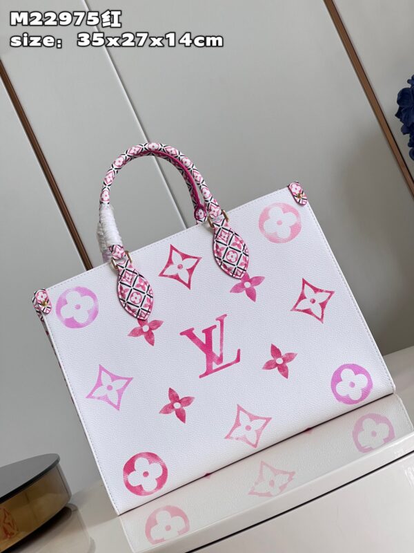 Louis Vuitton OnTheGo MM