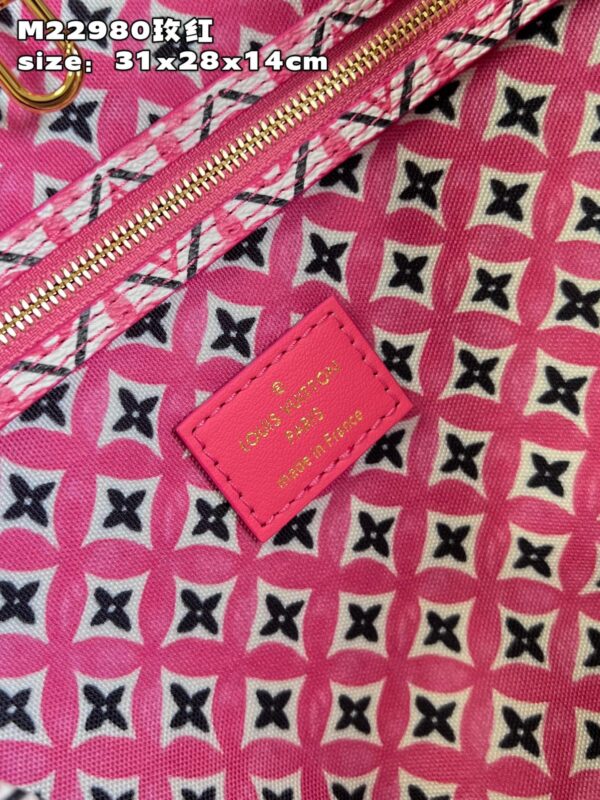 Louis Vuitton Neverfull MM