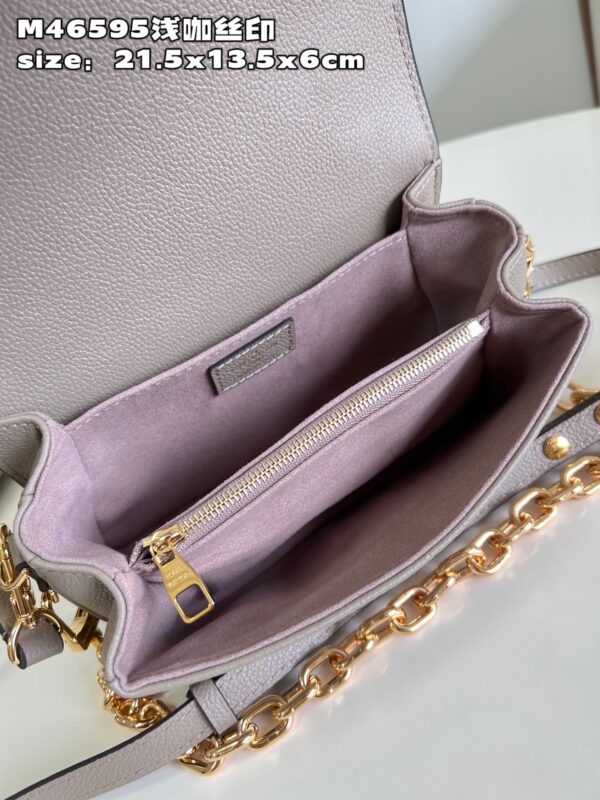Louis Vuitton Pochette Métis East West