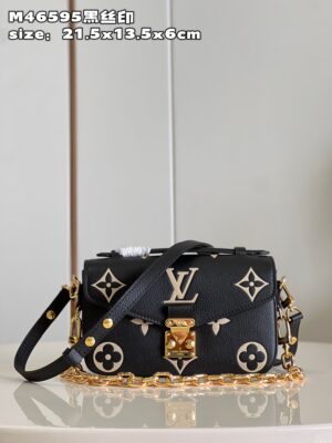Louis Vuitton Pochette Métis East West