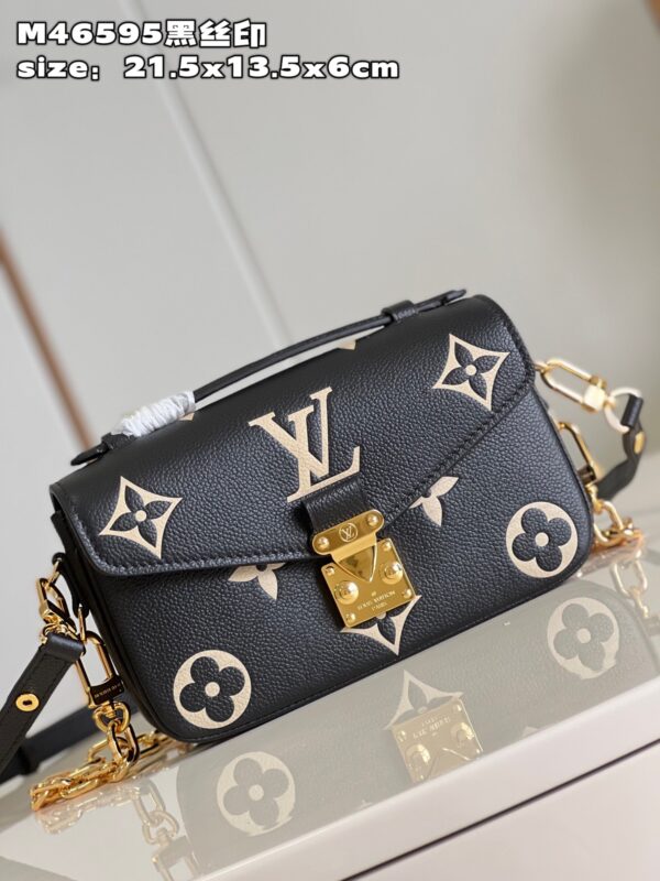 Louis Vuitton Pochette Métis East West