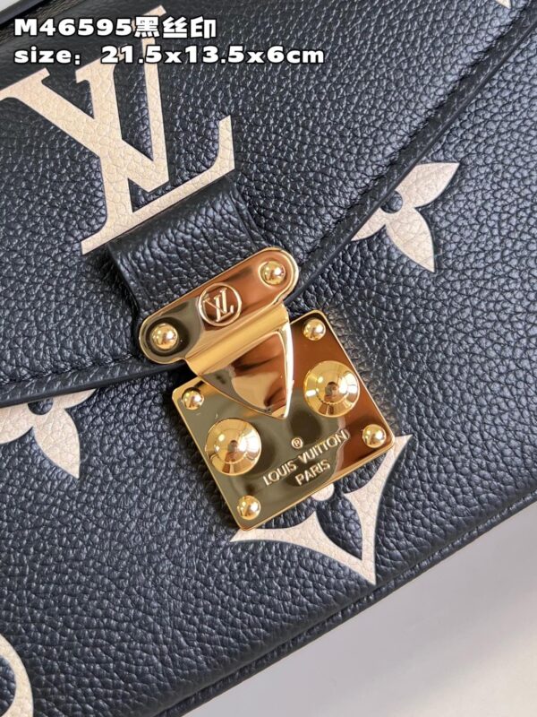 Louis Vuitton Pochette Métis East West