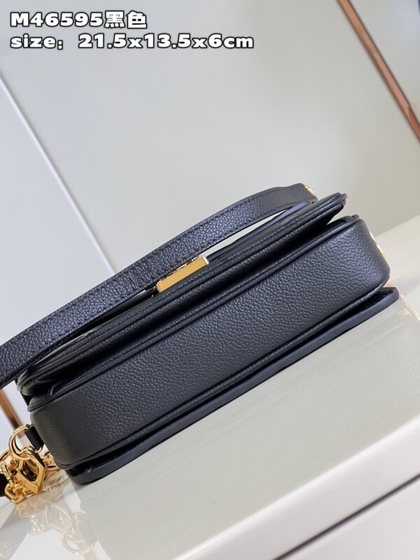 Louis Vuitton Pochette Métis East West