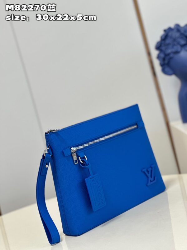 Louis Vuitton Takeoff Pouch