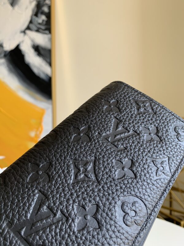 Louis Vuitton Brazza  Wallet