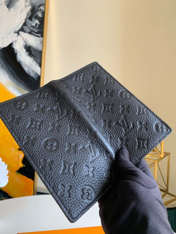 Louis Vuitton Brazza  Wallet