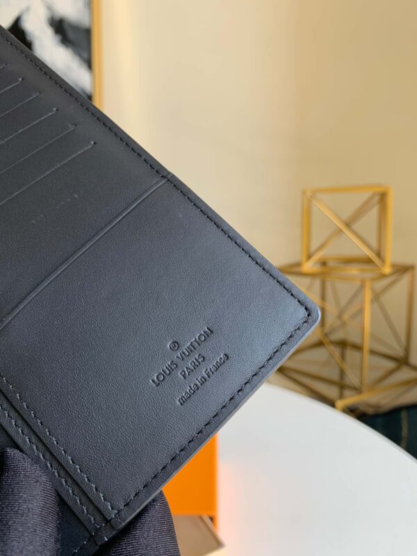 Louis Vuitton Brazza  Wallet