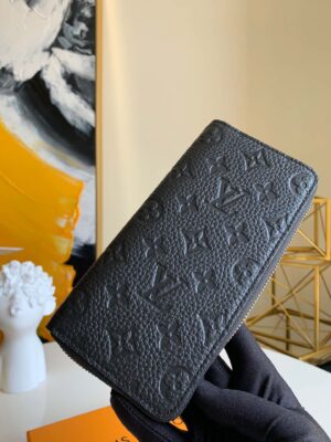 Louis Vuitton Zippy Vertical  Wallet