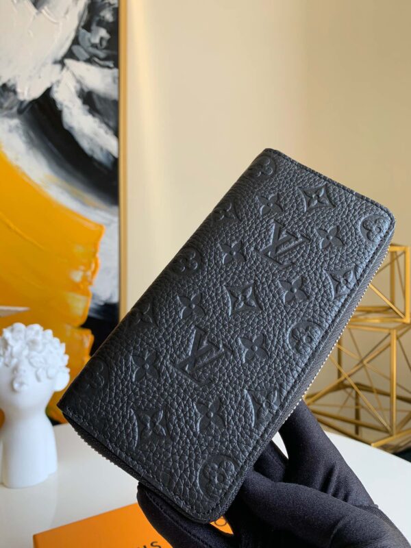 Louis Vuitton Zippy Vertical  Wallet