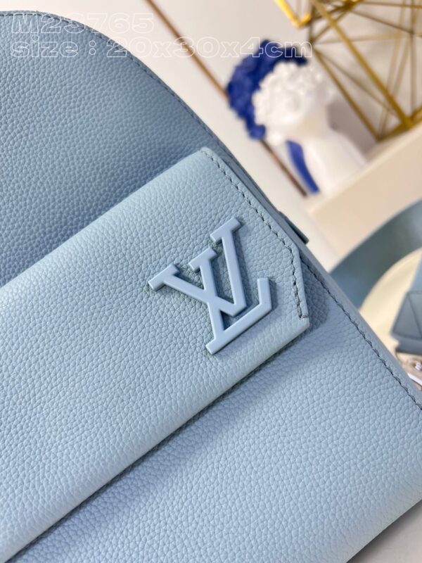 Louis Vuitton Pilot Slingbag