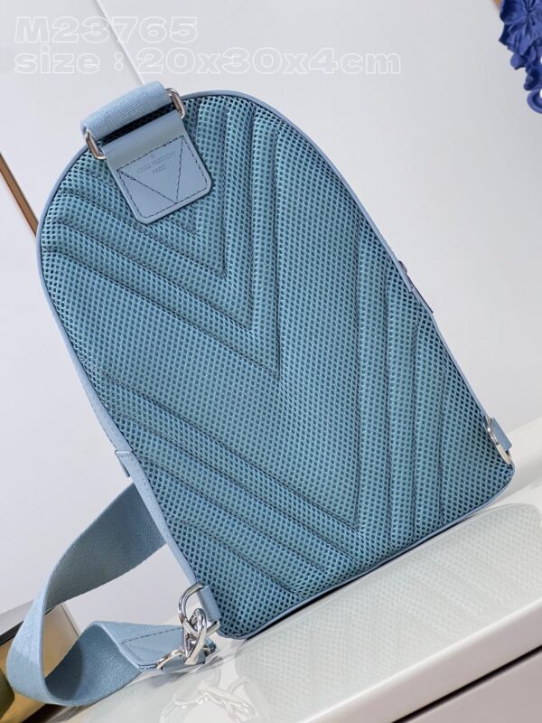 Louis Vuitton Pilot Slingbag