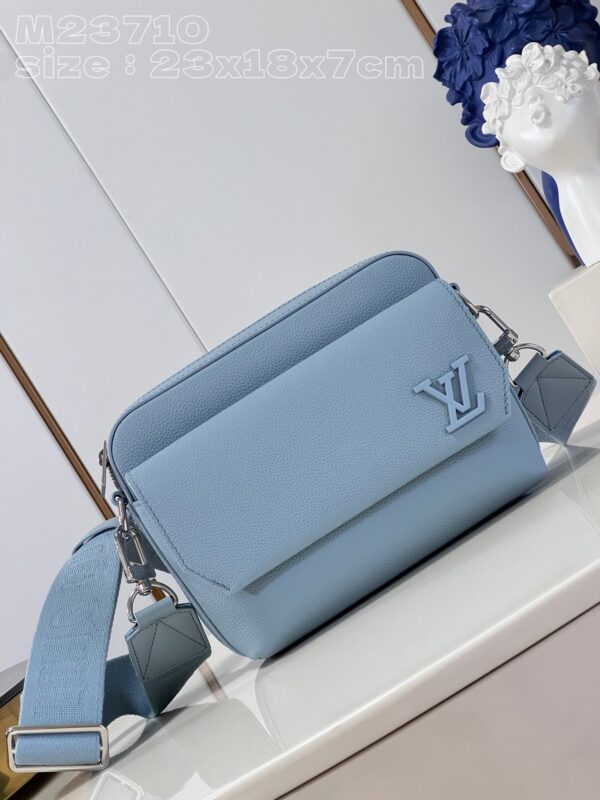 Louis Vuitton Fastline Messenger