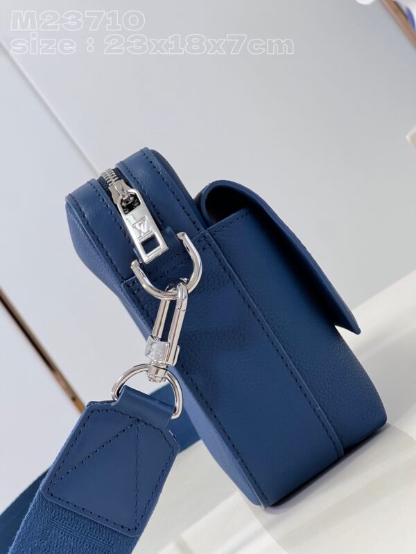 Louis Vuitton Fastline Messenger