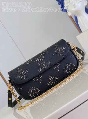 Louis Vuitton Wallet on Chain Ivy