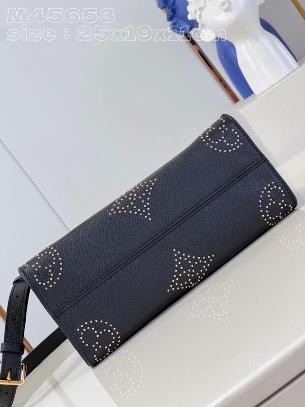 Louis Vuitton OnTheGo PM