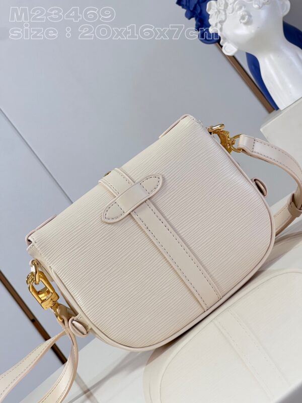 Louis Vuitton Saumur BB