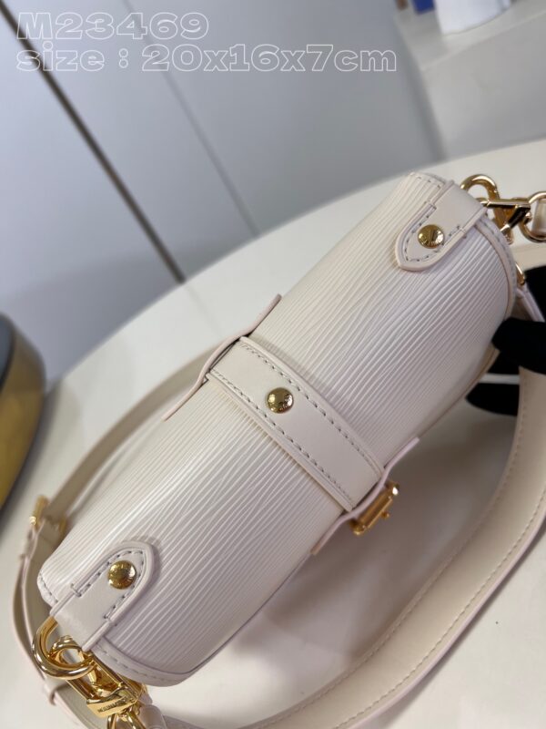 Louis Vuitton Saumur BB