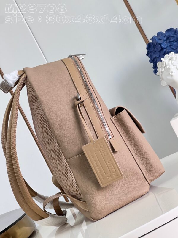 Louis Vuitton Takeoff Backpack