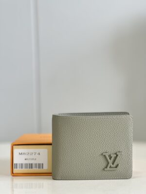 Louis Vuitton  Multiple Wallet