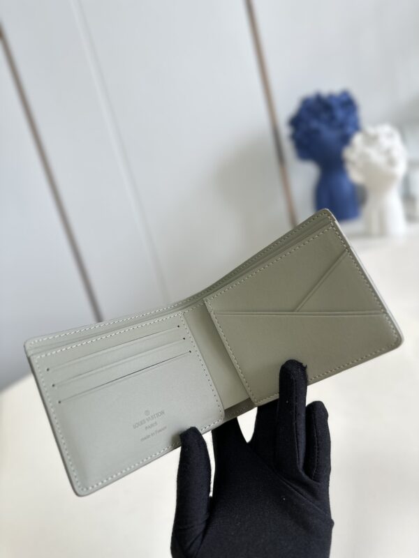 Louis Vuitton  Multiple Wallet
