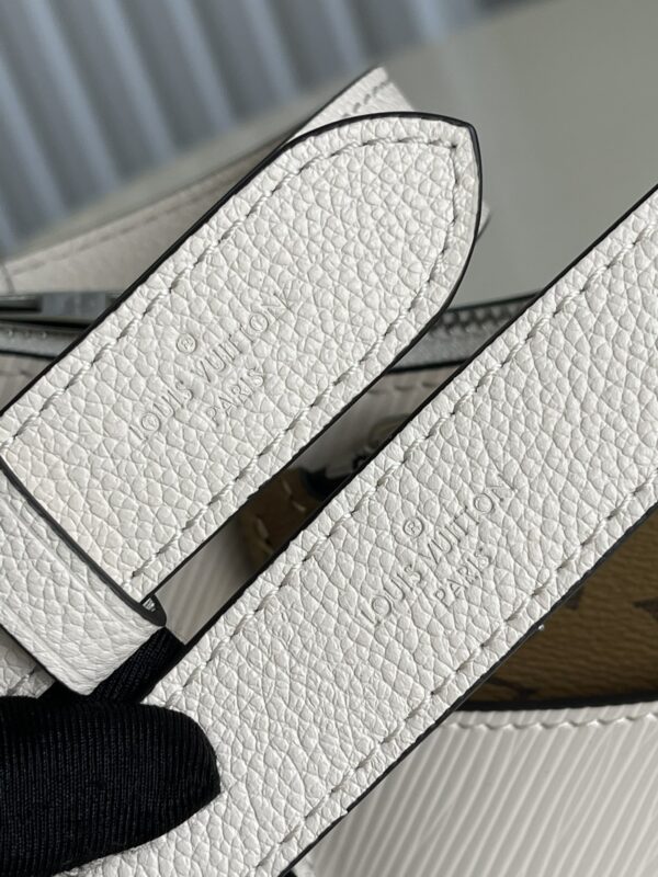 Louis Vuitton  Marelle Handbag