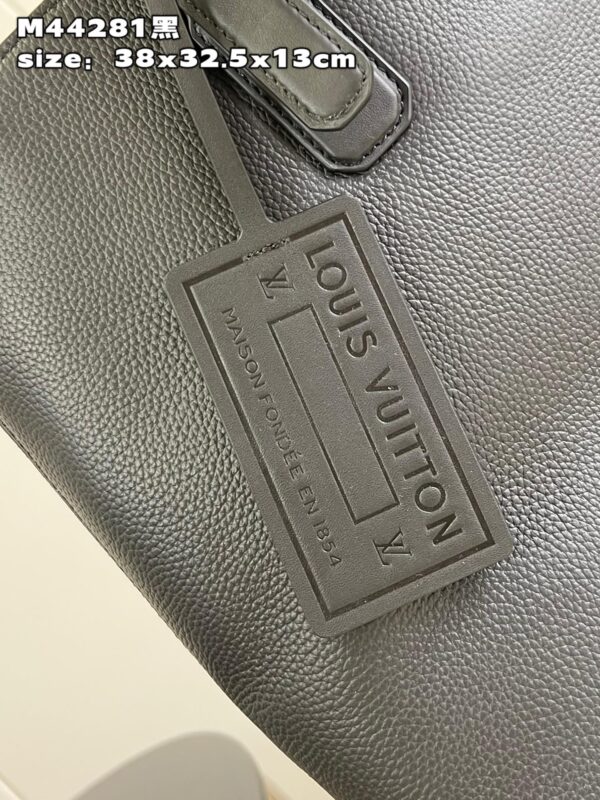 Louis Vuitton Fastline Tote