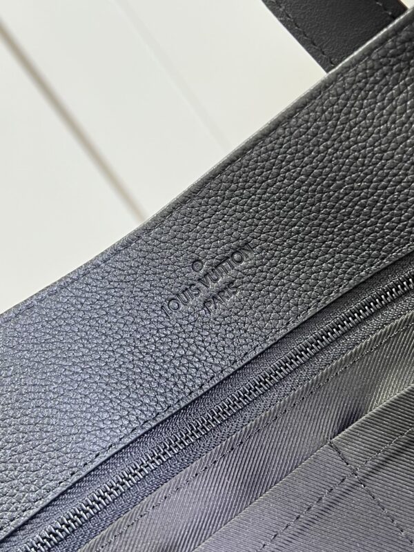 Louis Vuitton Fastline Tote