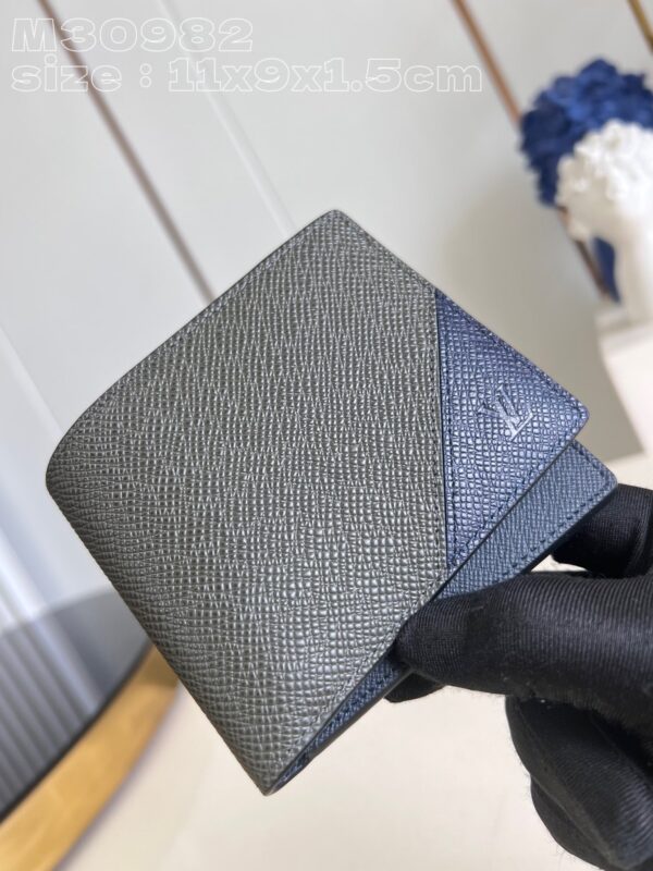 Louis Vuitton Multiple  Wallet