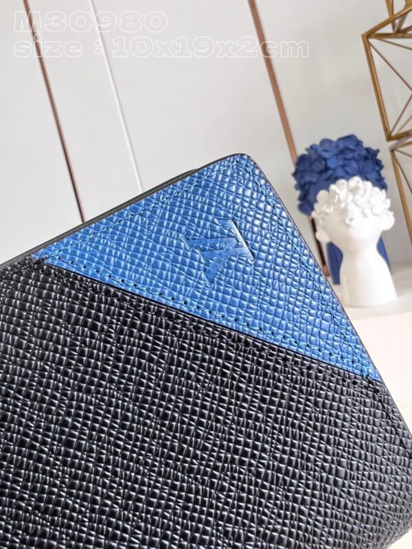 Louis Vuitton Brazza Wallet