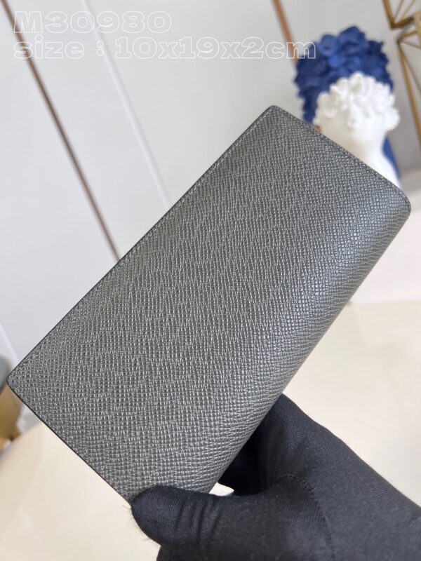Louis Vuitton Brazza Wallet