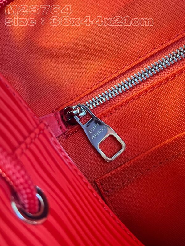 Louis Vuitton Christopher MM