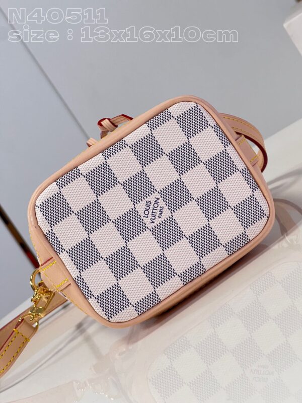 Louis Vuitton EARLY ACCESS
