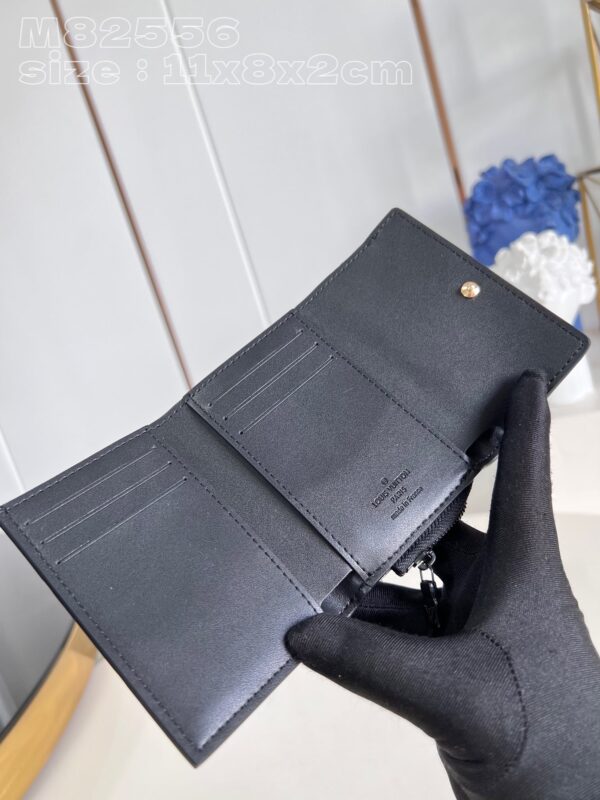 Louis Vuitton Slender Pilot