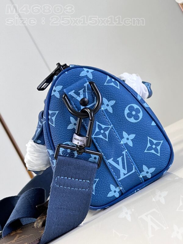 Louis Vuitton  Keepall Bandoulière 25